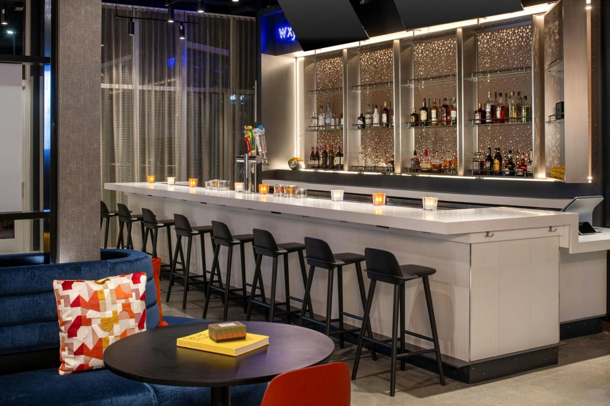 Aloft Sacramento Airport Natomas Hotel Ngoại thất bức ảnh